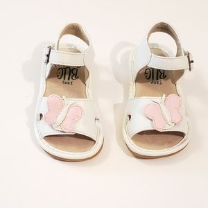 NWOT Girls Toddler Izzy Bug Creations Sandals